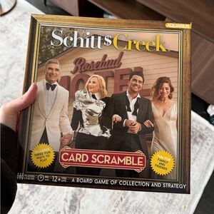 Schitt's Creek Card Scramble Board Game - Gold & Black